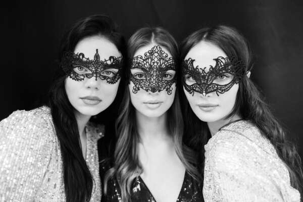 Lace carnival mask, black, 21 x 8 cm - Image 3